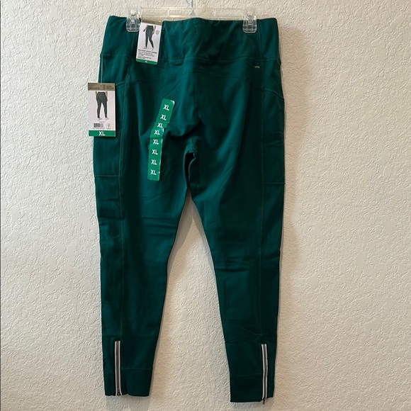 Mondetta Cold Gear Legging - Picture 3 of 10